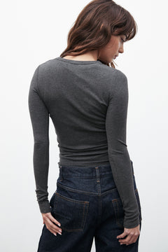 Nyla Top in Dark Heather Grey – Top